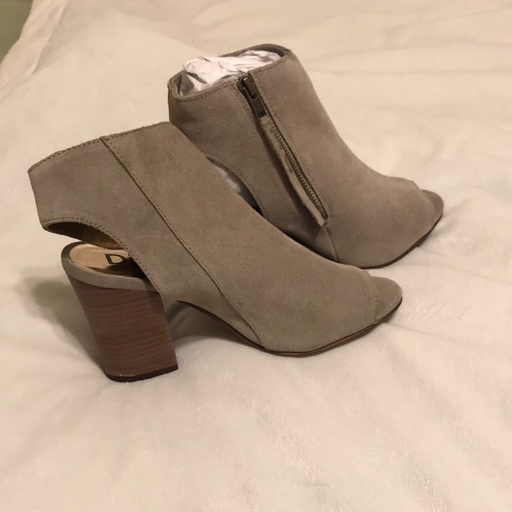 Bootie shoes
